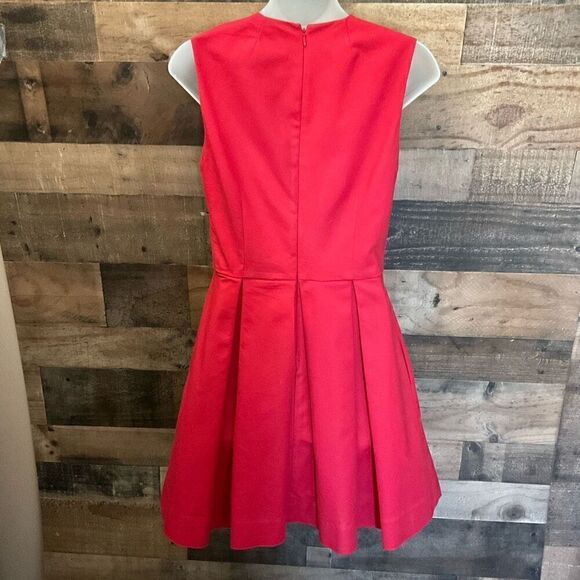 Gap Dress Fit and Flare Pleated Skirt Round Neck Red Sleeveless Zip Clasp Back 4 - Picture 8 of 10